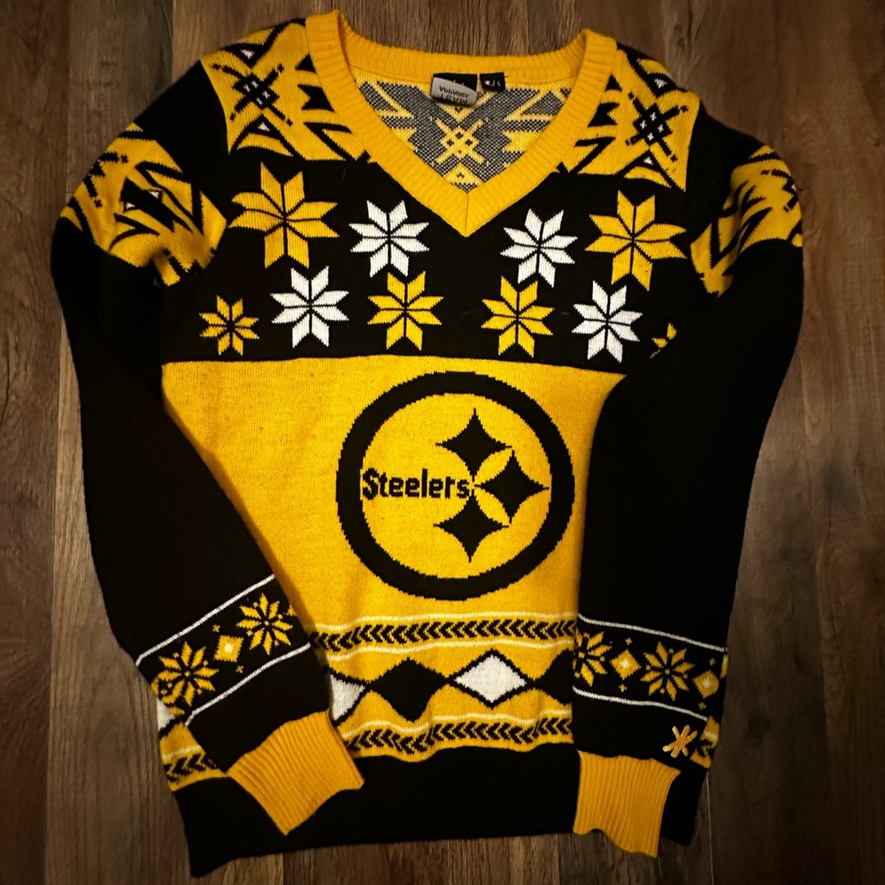 Women steelers sweater